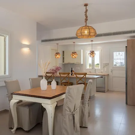 Hotel Paros Enjoy Villa, Santa Maria